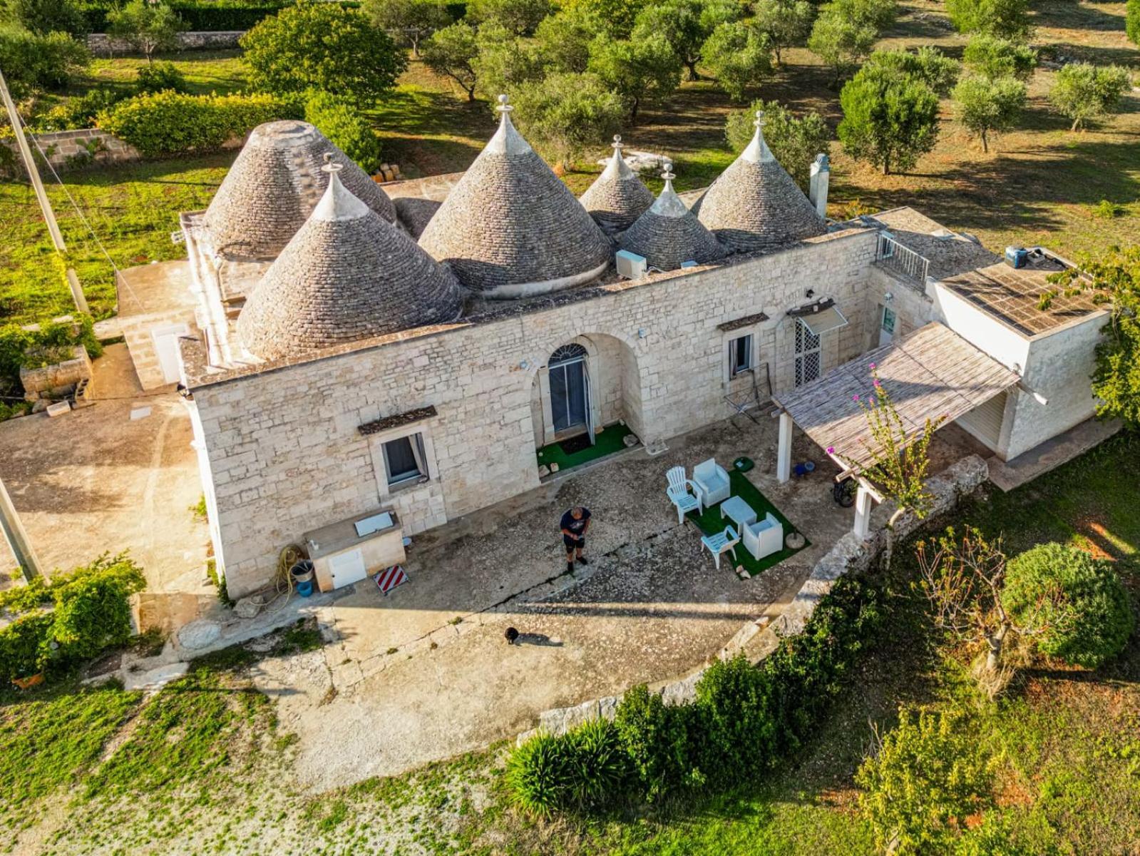 洛科罗通多Trulli Carlo Anna别墅 外观 照片